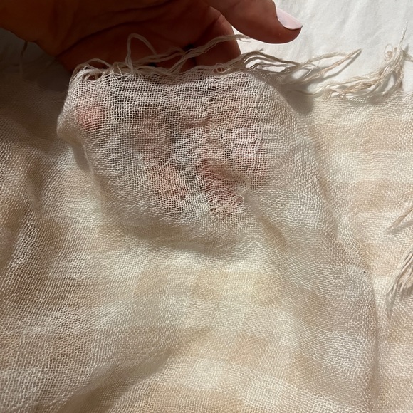 Chan Luu Gingham Print Cashmere Silk Scarf Moonlight/White - Picture 5 of 6